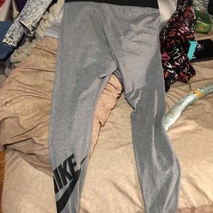 Nike leggings in size large